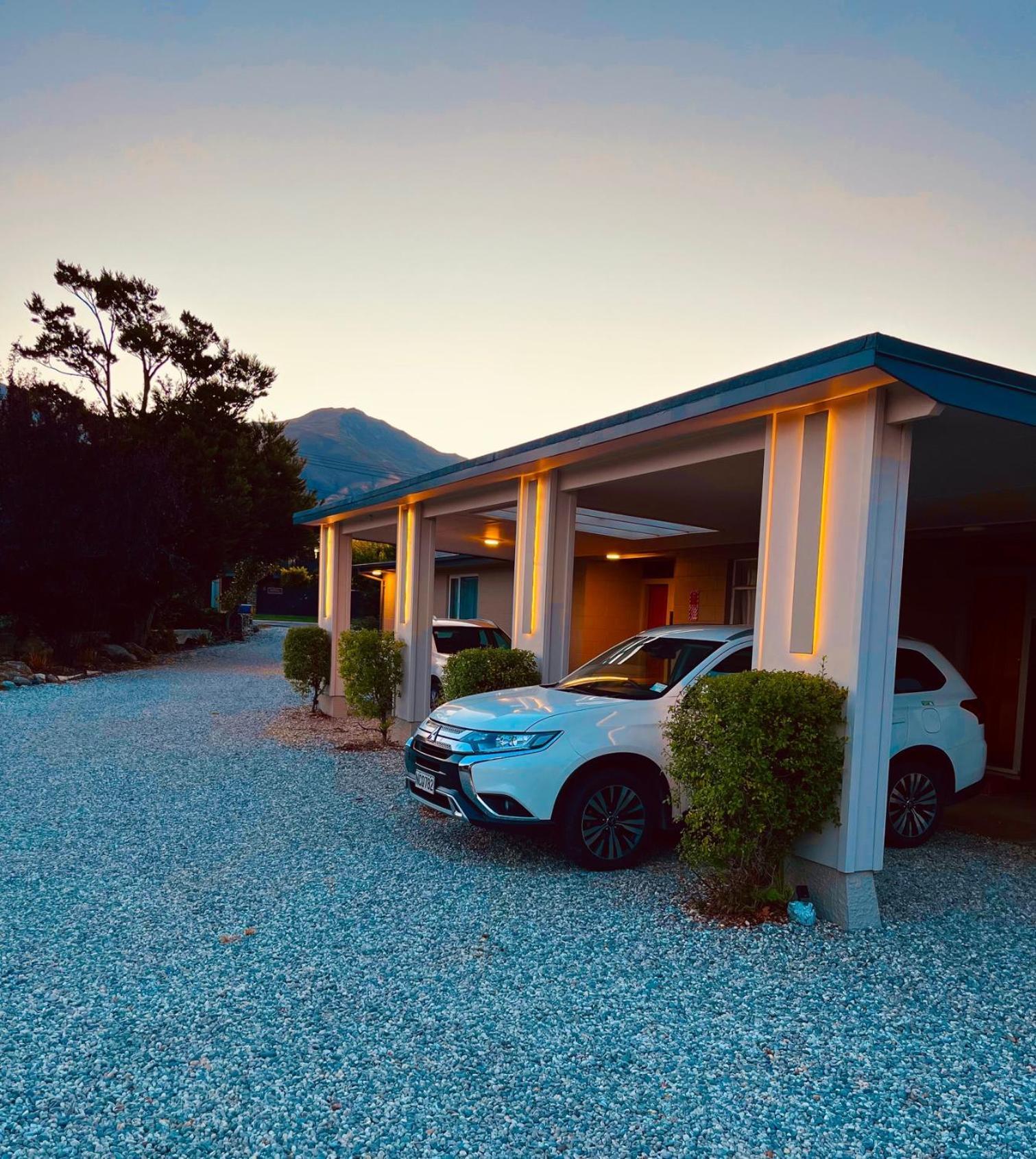Manuka Crescent Motel Wanaka Ngoại thất bức ảnh