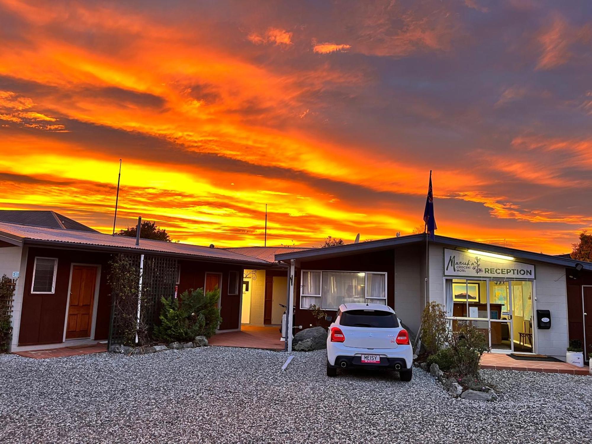 Manuka Crescent Motel Wanaka Ngoại thất bức ảnh