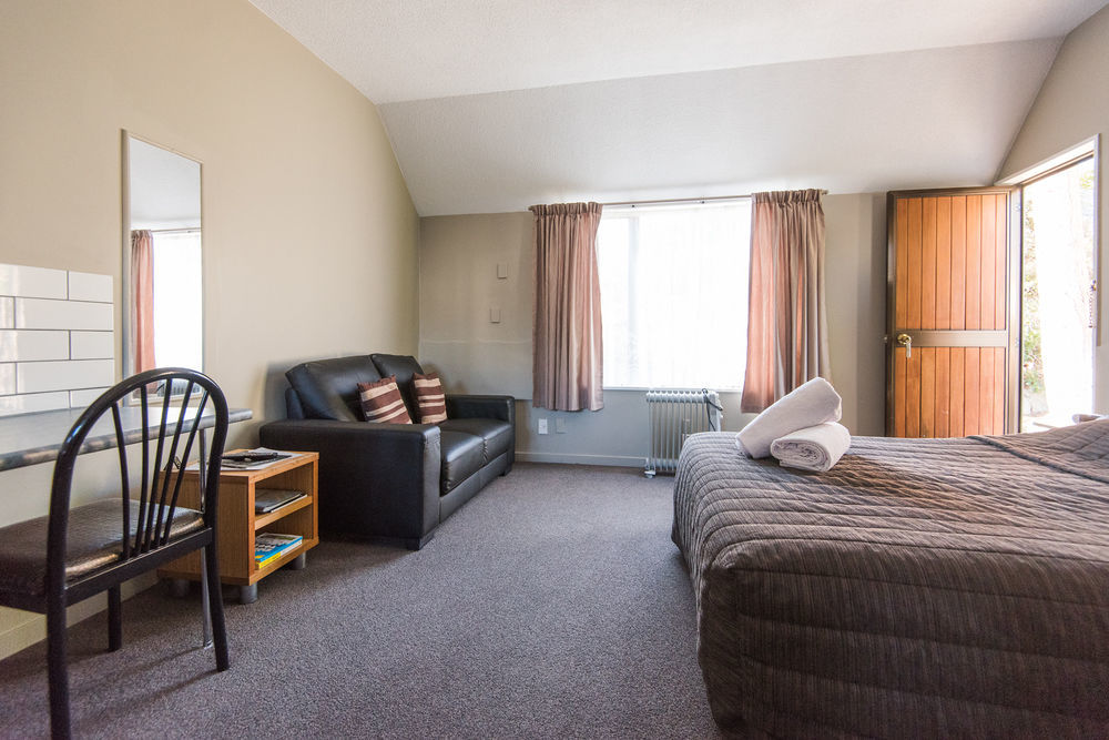 Manuka Crescent Motel Wanaka Ngoại thất bức ảnh