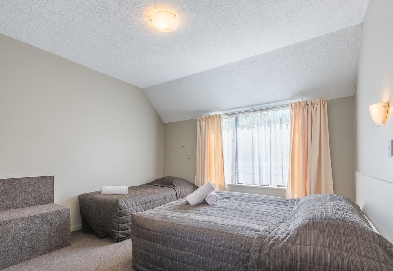 Manuka Crescent Motel Wanaka Ngoại thất bức ảnh