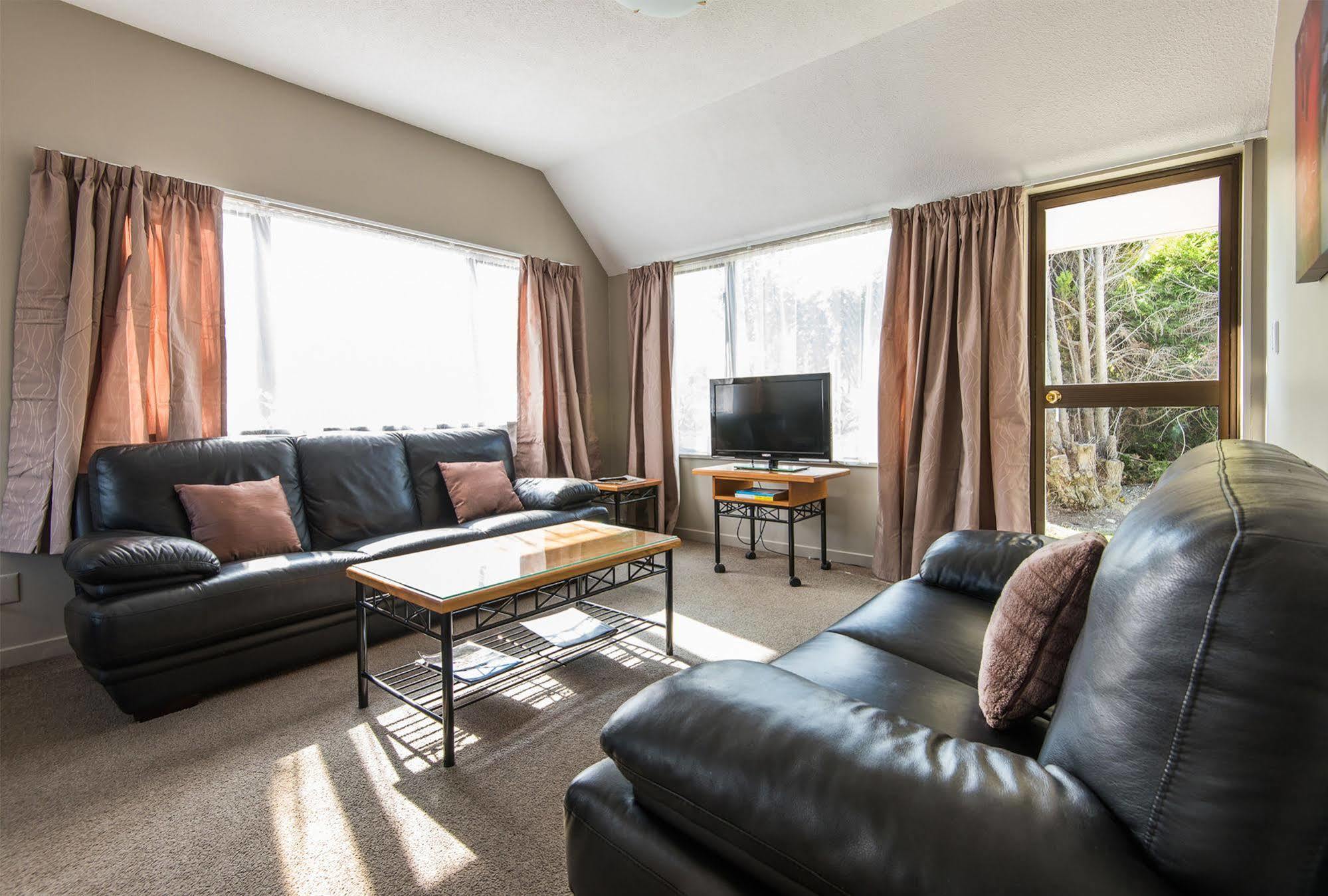 Manuka Crescent Motel Wanaka Ngoại thất bức ảnh