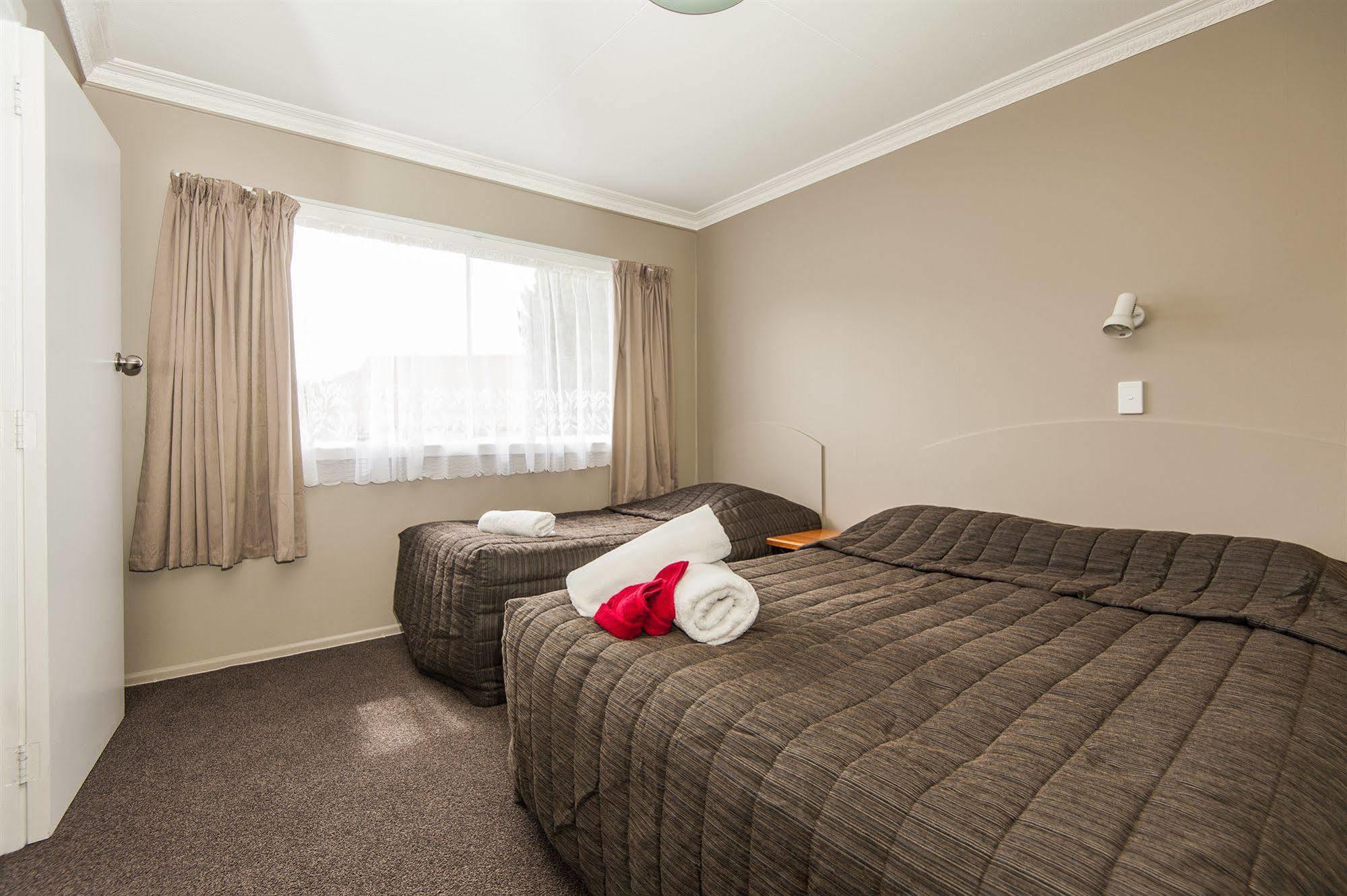 Manuka Crescent Motel Wanaka Ngoại thất bức ảnh