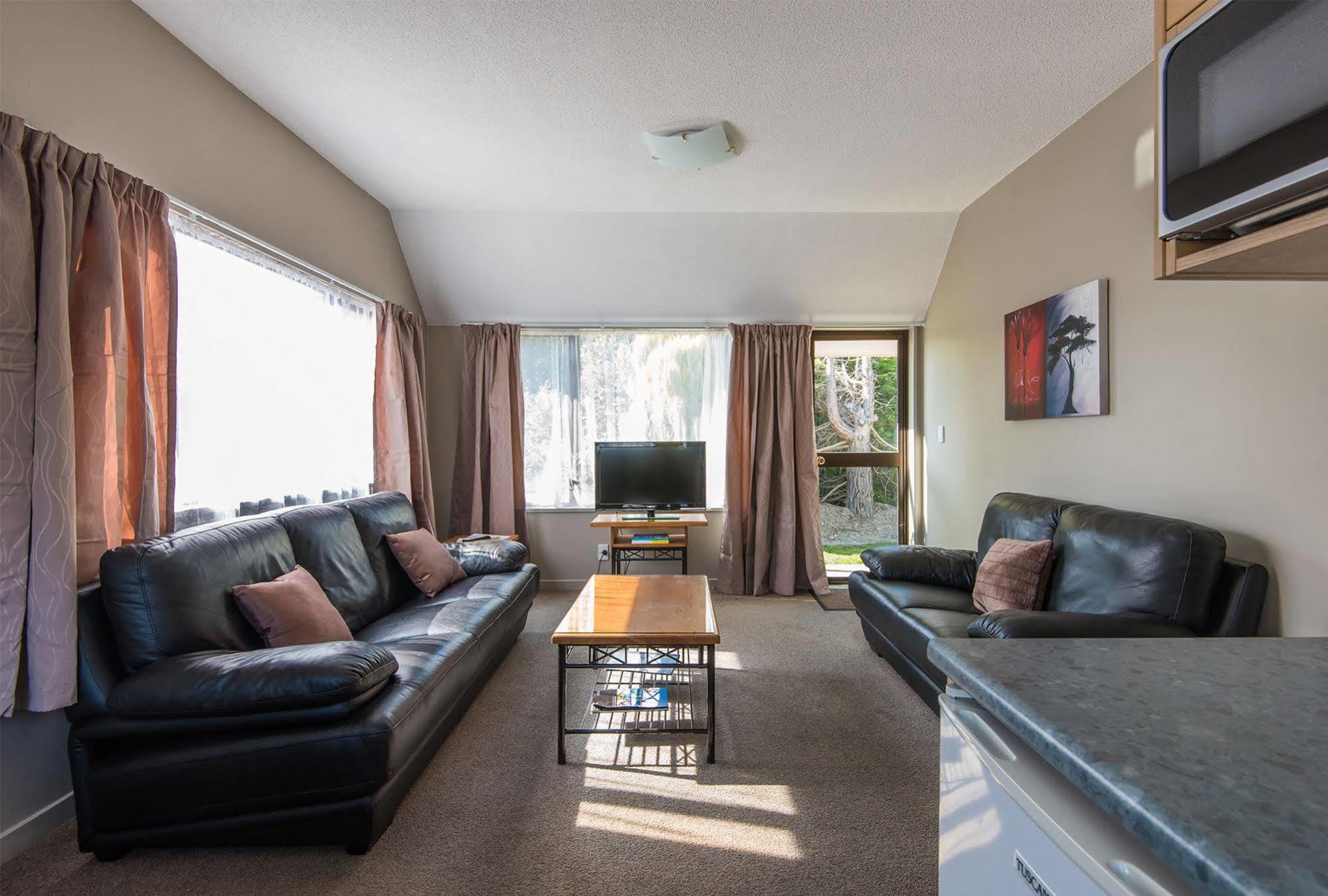 Manuka Crescent Motel Wanaka Ngoại thất bức ảnh